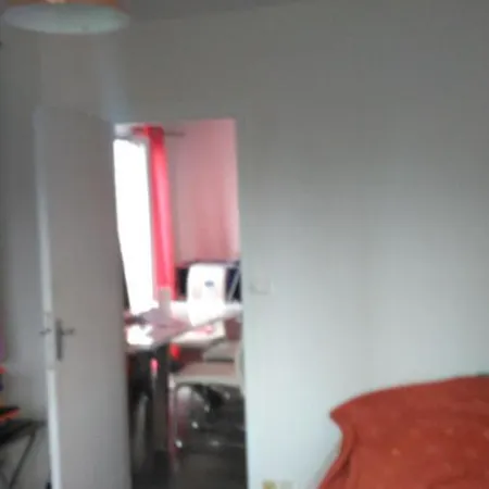 Apartment A Louer Riquet Paris